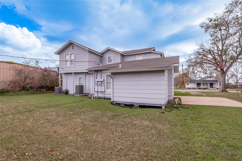 200 W Caroline Street - Photo 28