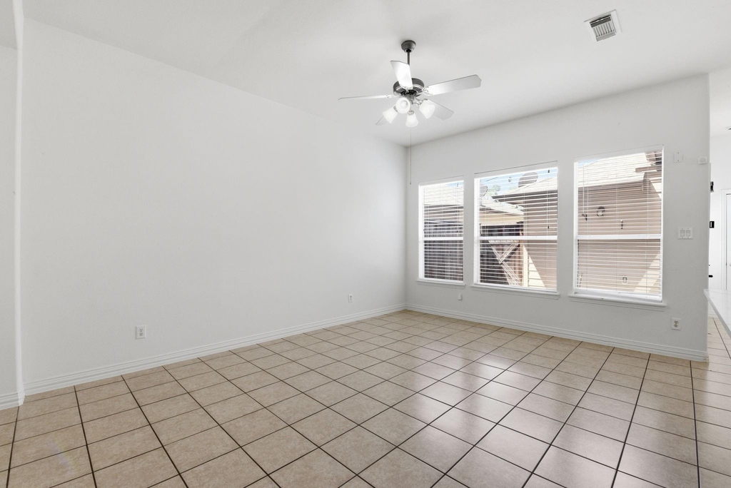 16023 Powder Springs Lane - Photo 12