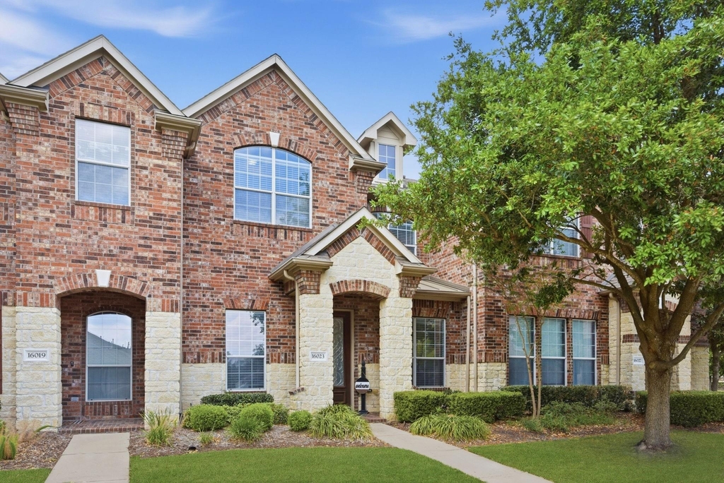 16023 Powder Springs Lane - Photo 1