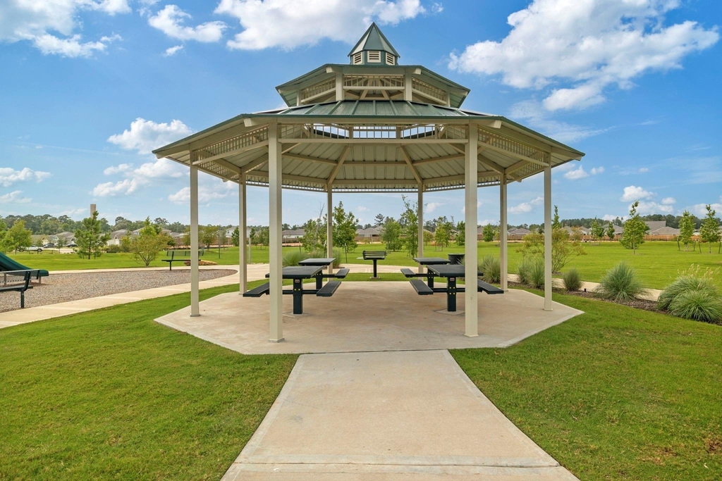 15862 Berry Hill Drive - Photo 18