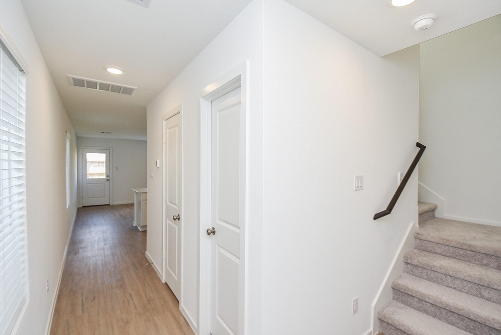 21430 Carosella Dr - Photo 6
