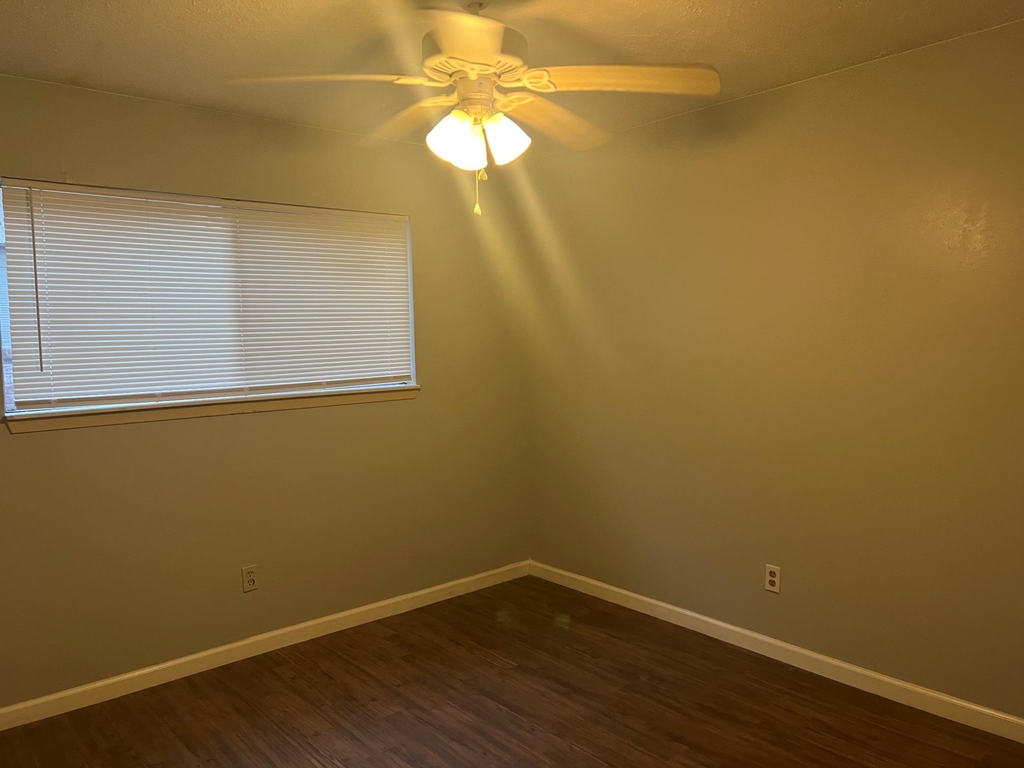 6742 Indian Lake Drive - Photo 11