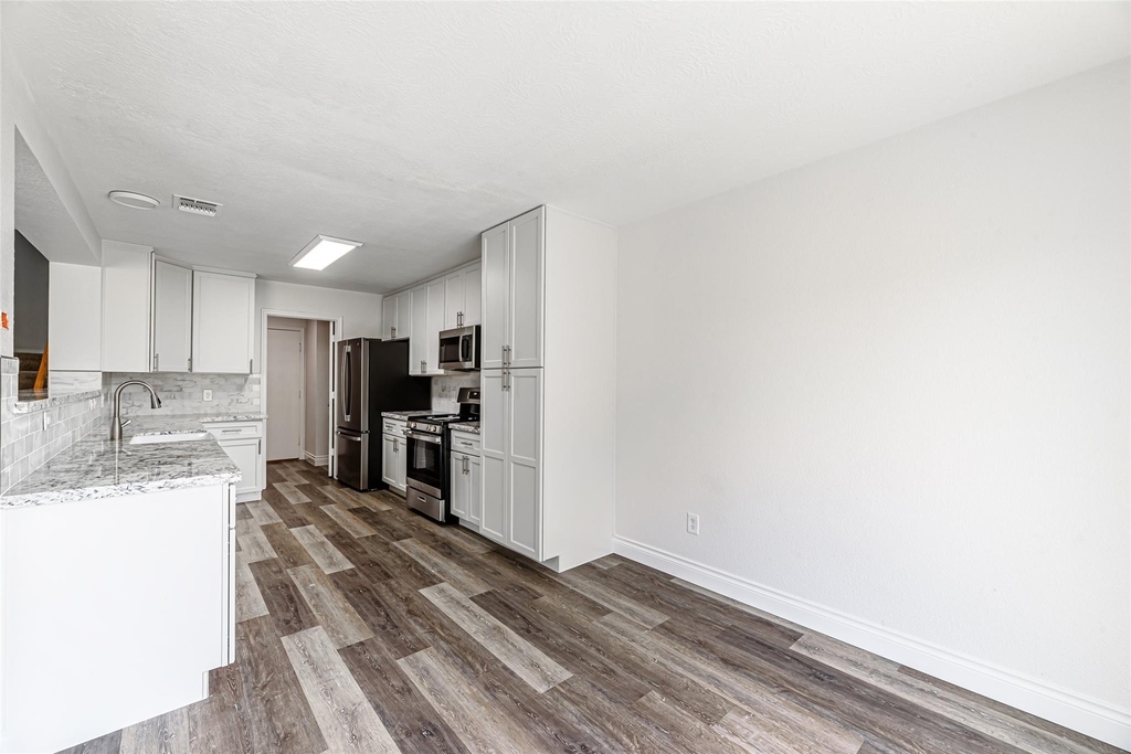 2723 Piney Lake Court - Photo 23