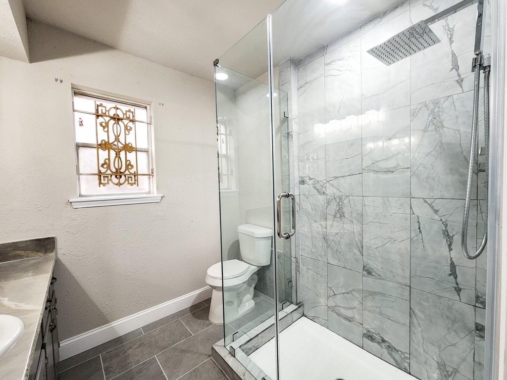 9750 Hillis Street - Photo 22