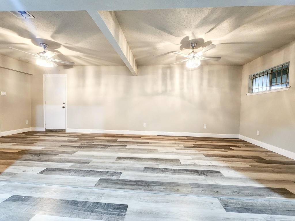 9750 Hillis Street - Photo 13