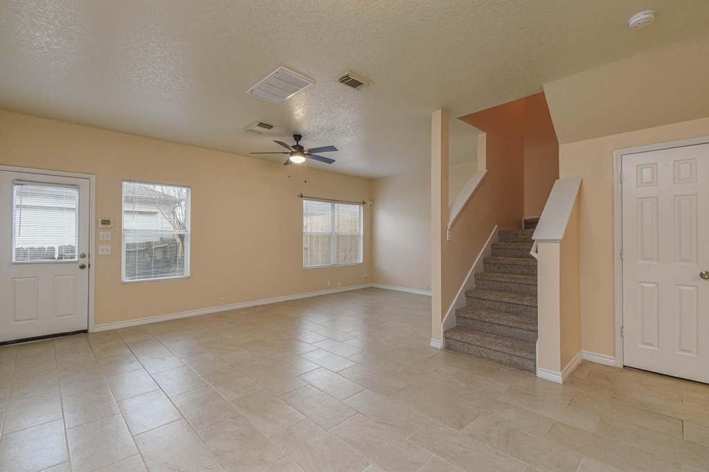 29704 Sullivan Oaks Drive - Photo 7