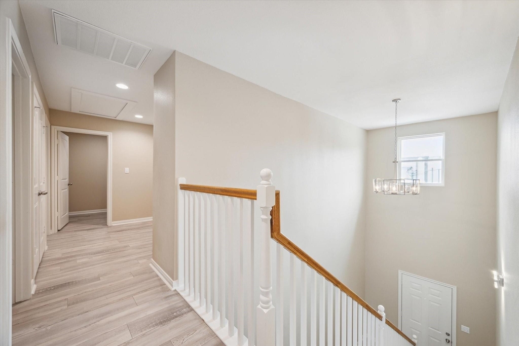 4834 Pine Avenue - Photo 7