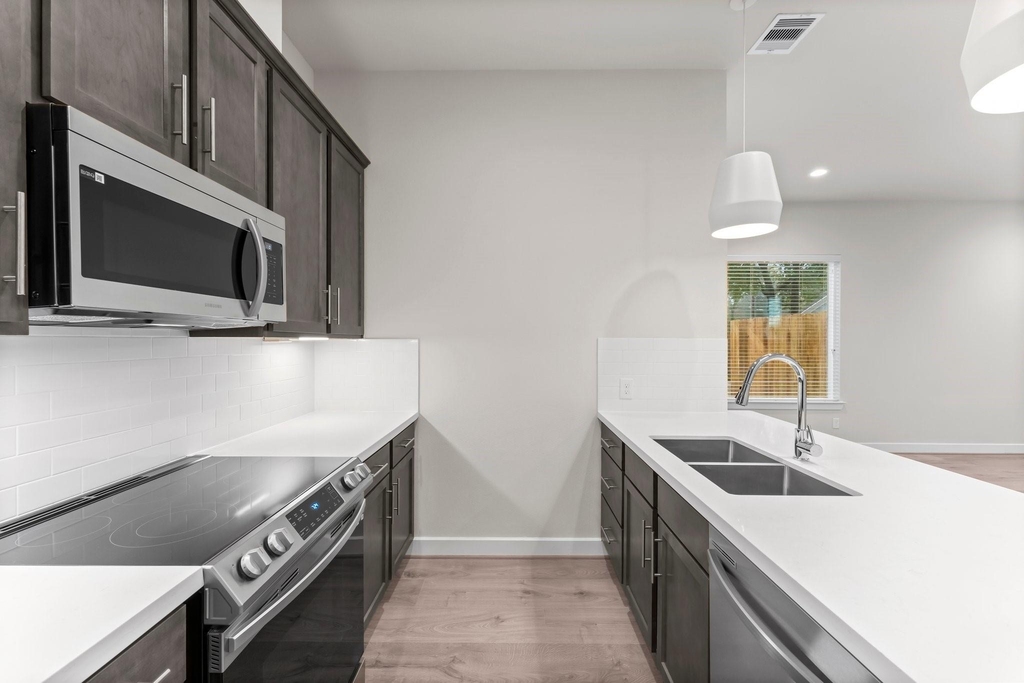 5905 Haring Lane - Photo 3