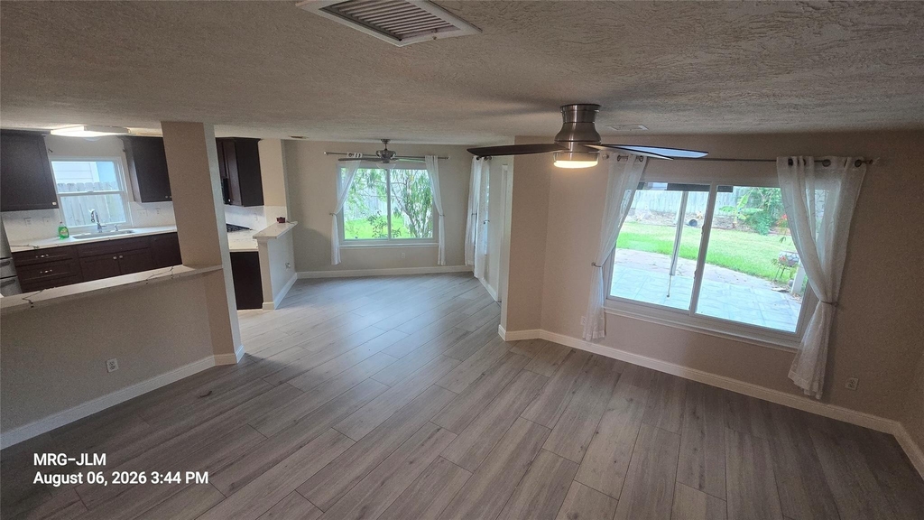 7239 Foxbrook Drive - Photo 7