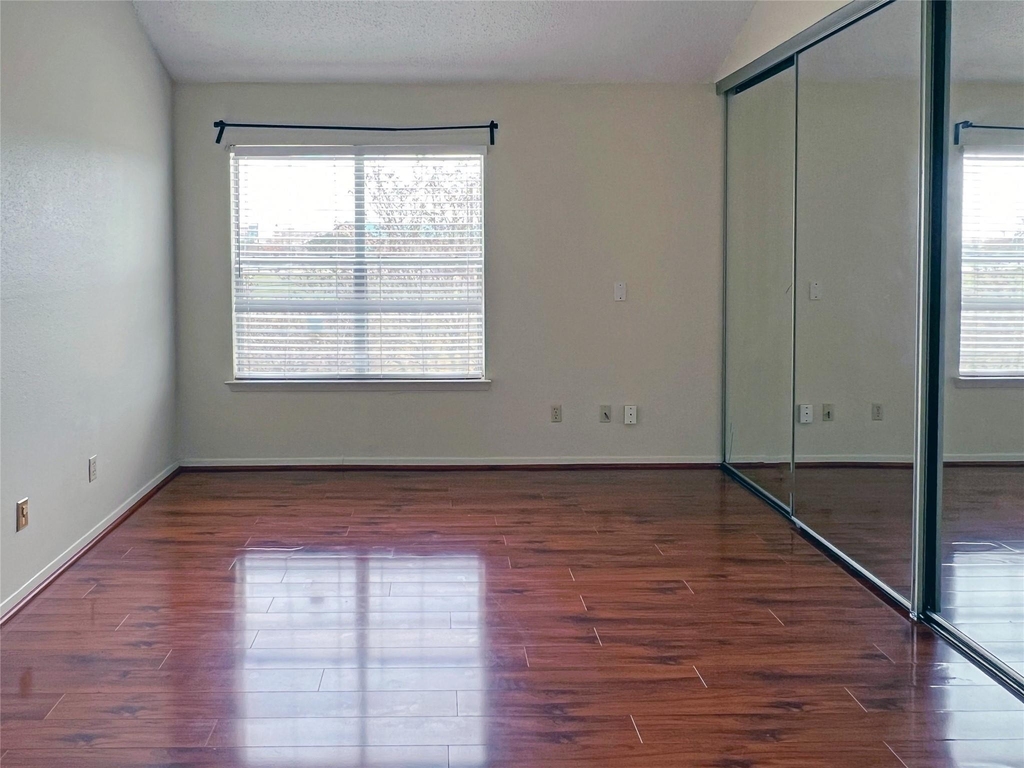 2910 Grants Lake Boulevard - Photo 11