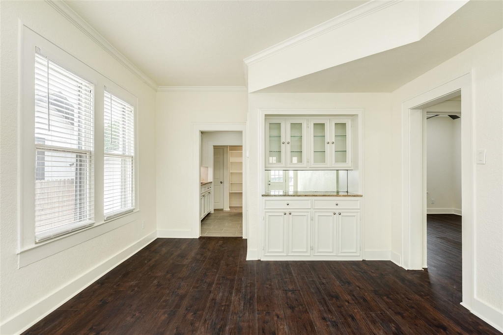 3730 Avenue T - Photo 5