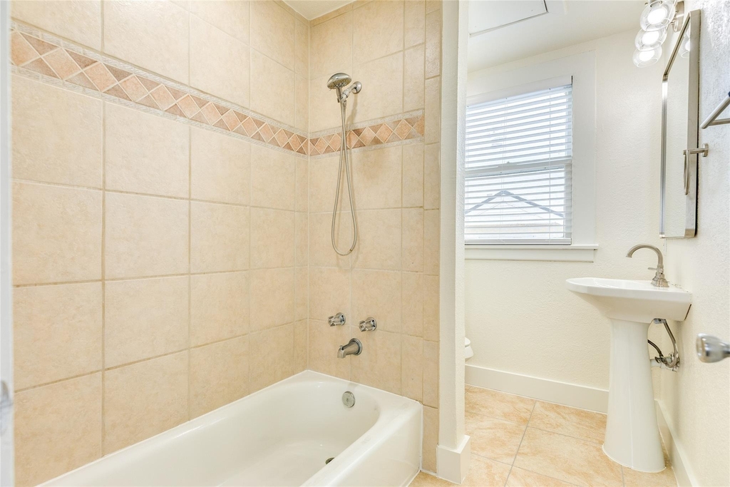 3730 Avenue T - Photo 9