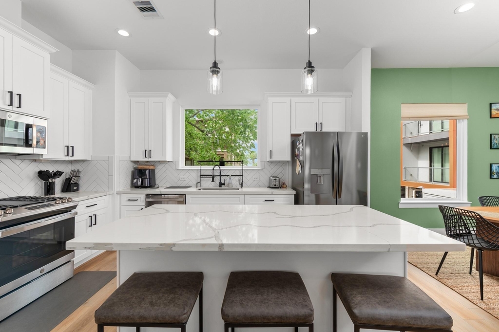 3030 Live Oak Street - Photo 5