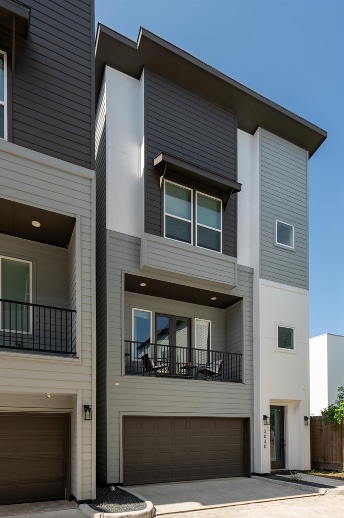 3030 Live Oak Street - Photo 0