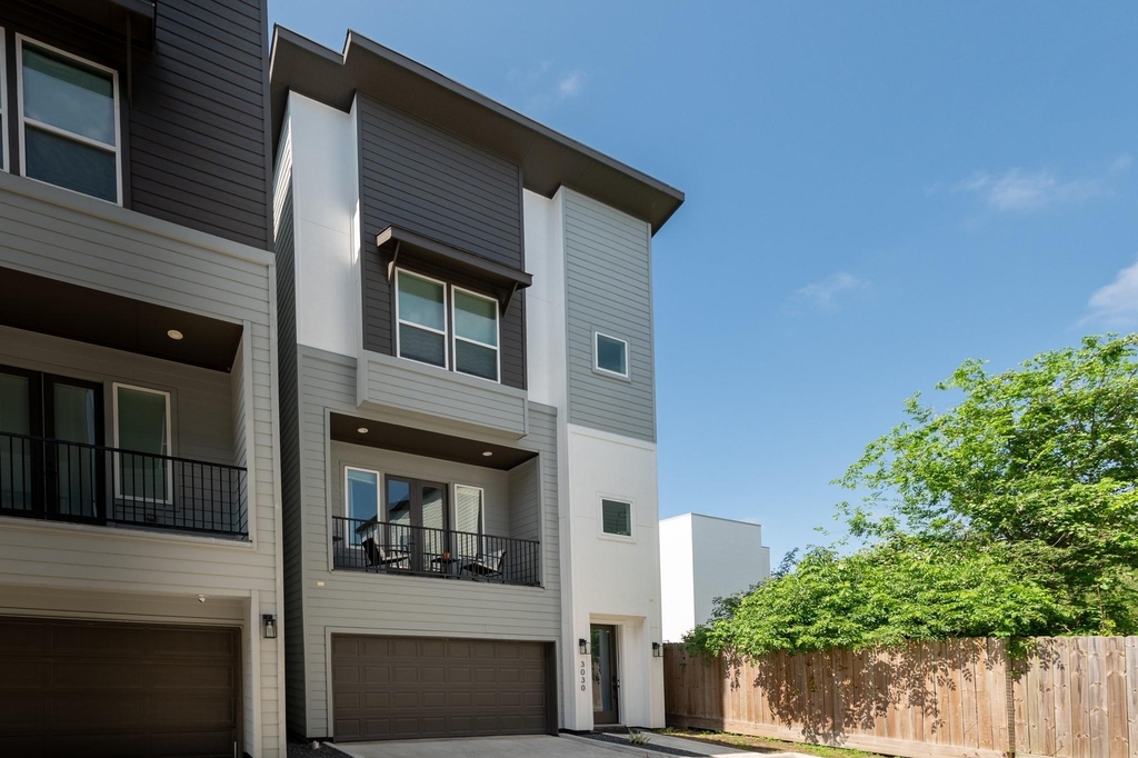 3030 Live Oak Street - Photo 1