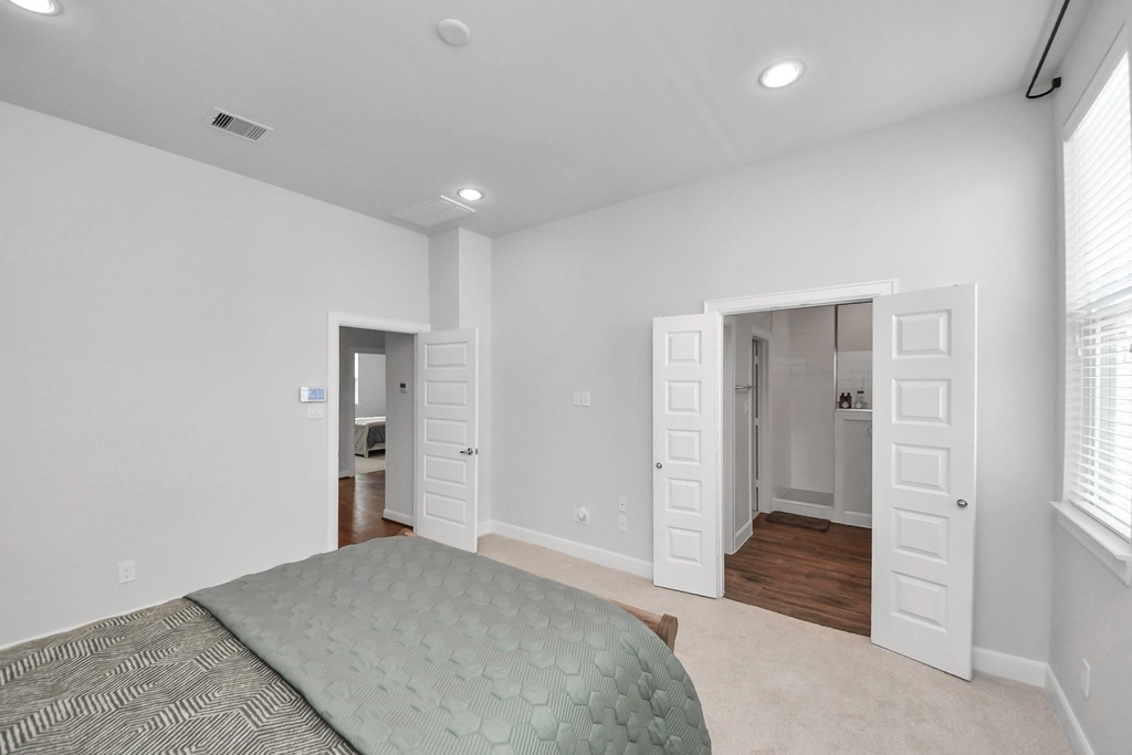 651 Press Street - Photo 14