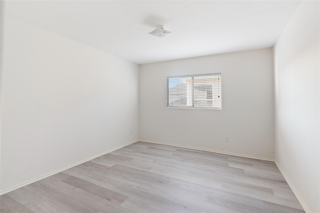 2923 Katybriar Lane - Photo 14