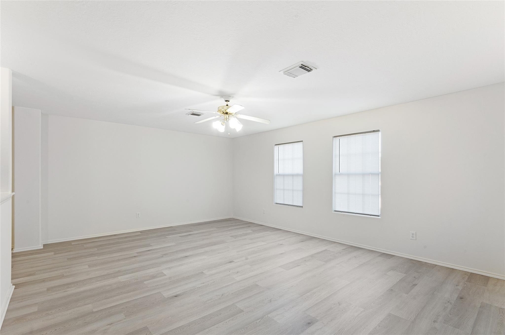 2923 Katybriar Lane - Photo 16