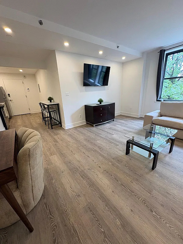 West 81st Street - Photo 8