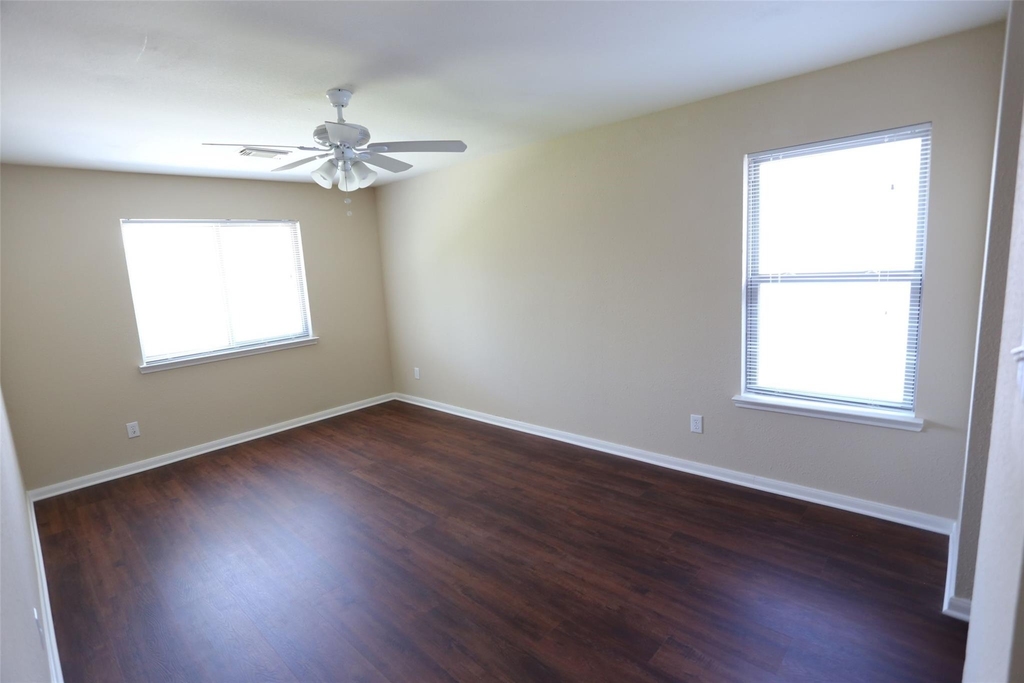 3327 Summerwood Lane - Photo 27