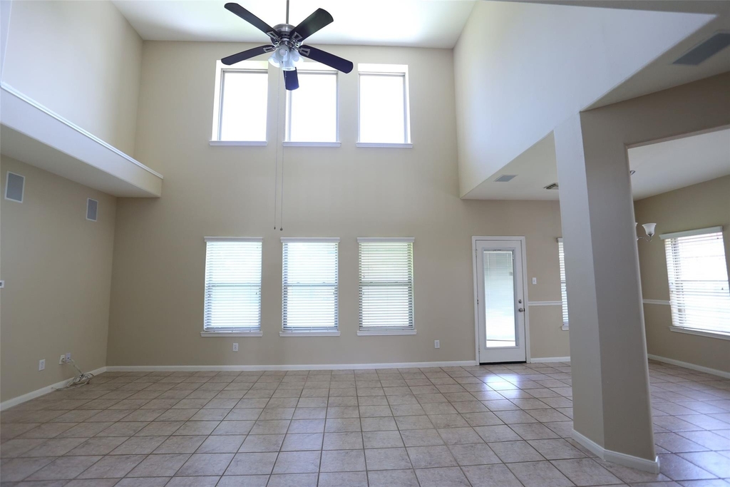 3327 Summerwood Lane - Photo 9