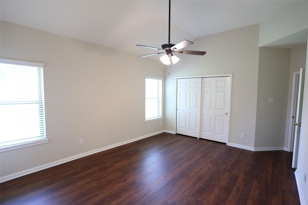 3327 Summerwood Lane - Photo 16
