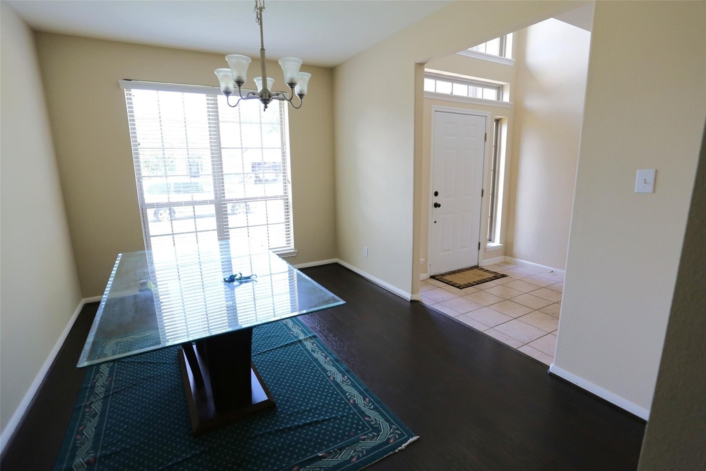3327 Summerwood Lane - Photo 4