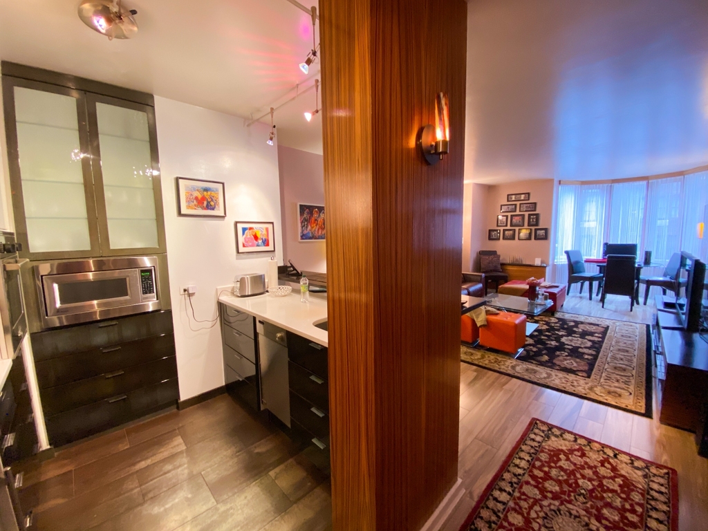 145 East 48th Street - Photo 6