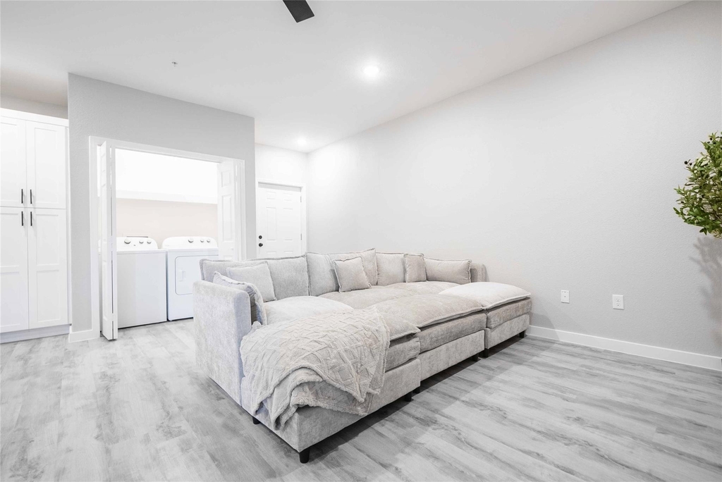 2101 Reinke - Photo 5