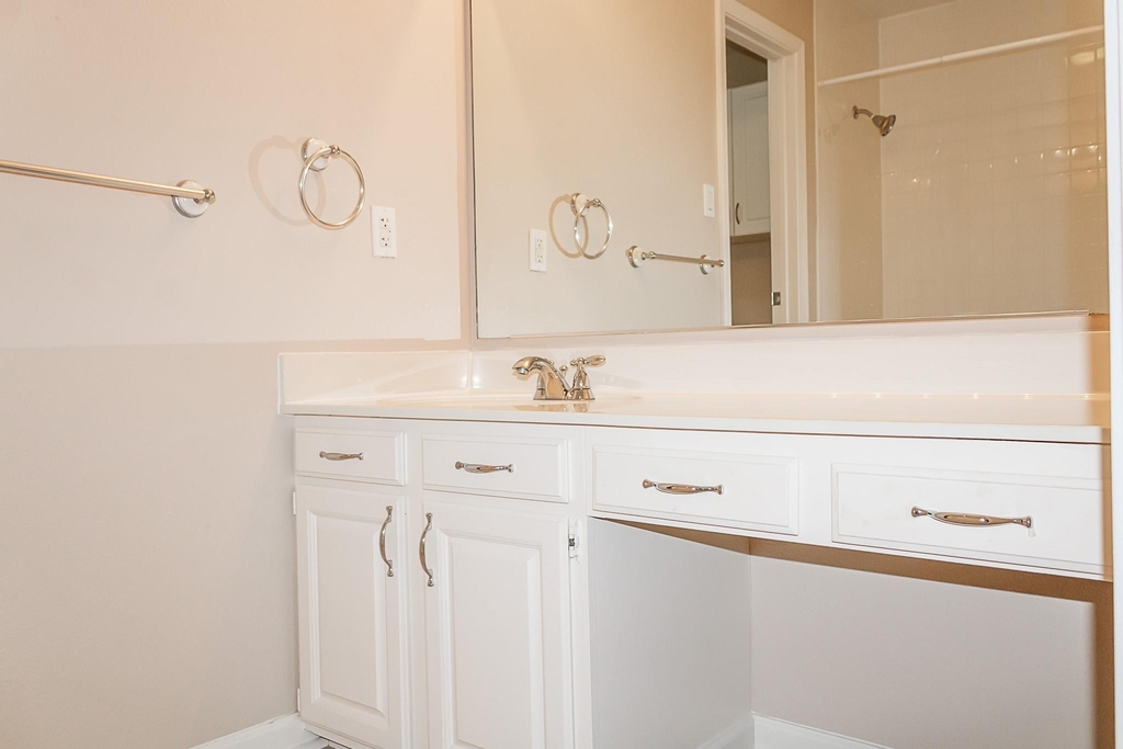 787 Davis Road - Photo 33