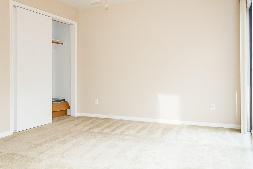787 Davis Road - Photo 4