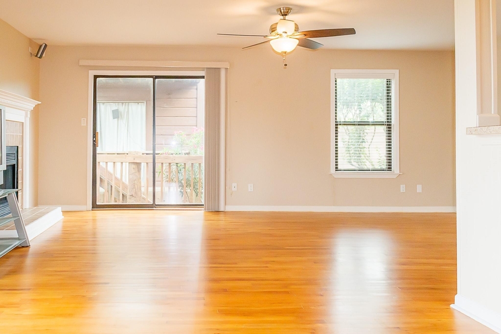 787 Davis Road - Photo 16