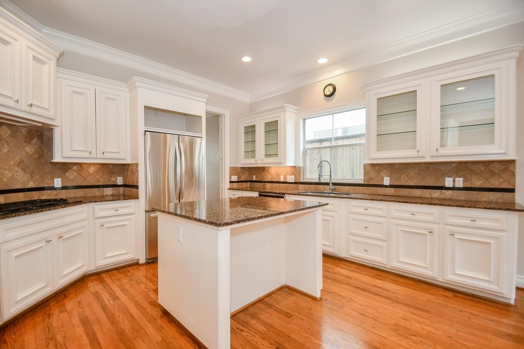 7626 E Jordan Cove - Photo 4