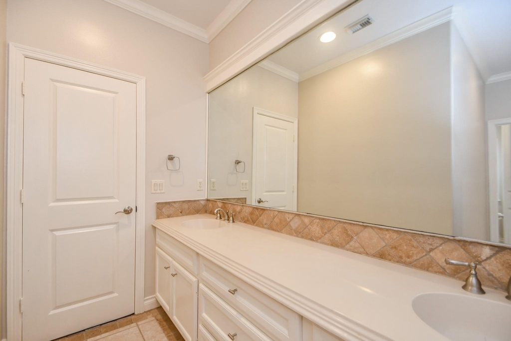 7626 E Jordan Cove - Photo 18