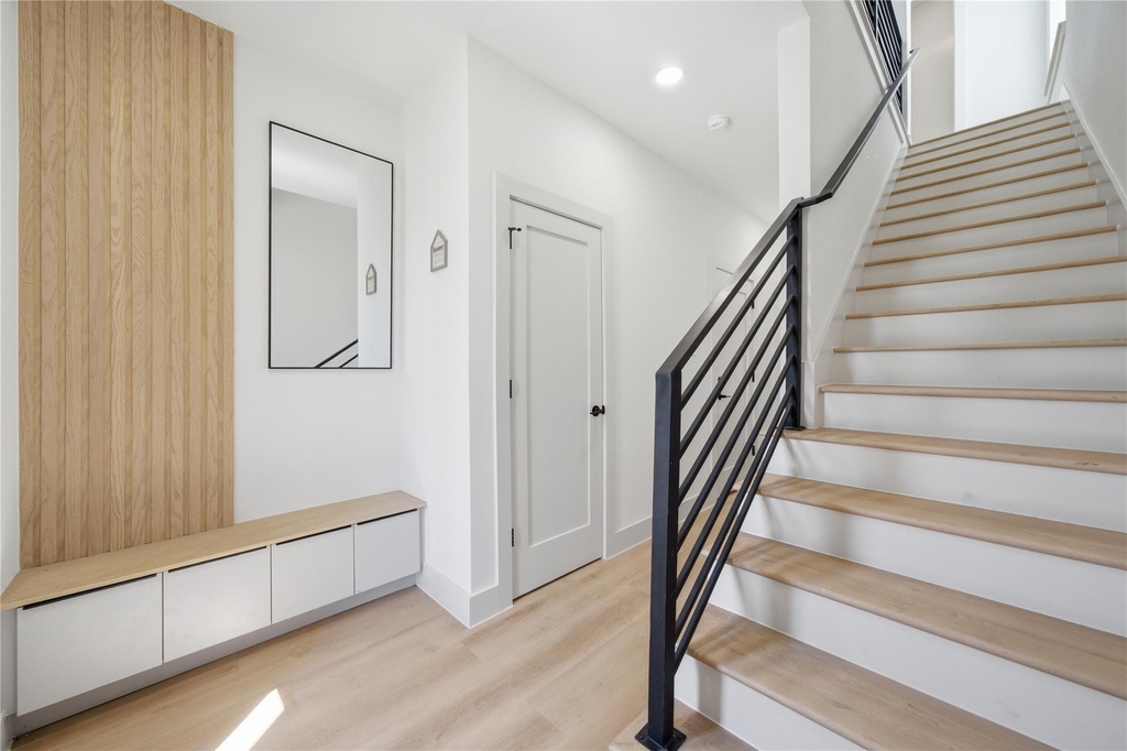 5505 Hershe Street - Photo 5