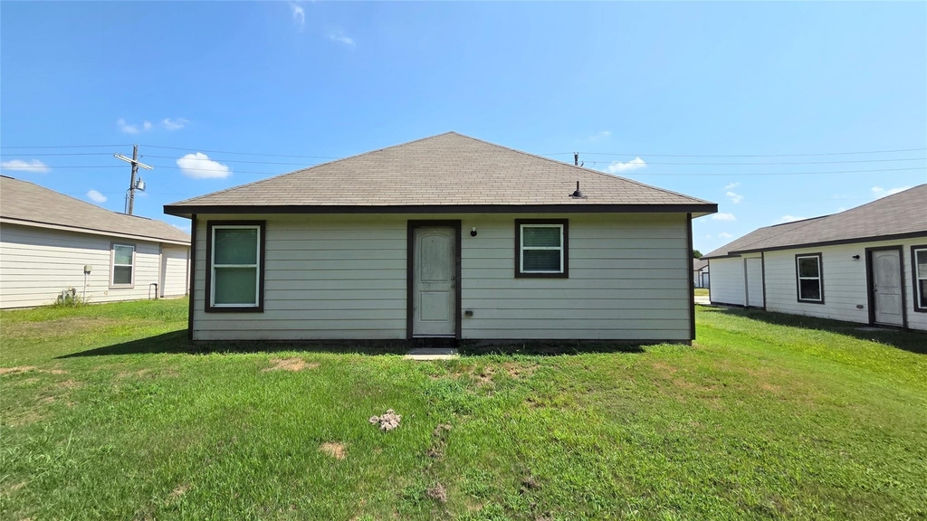 356 Road 5138 - Photo 2