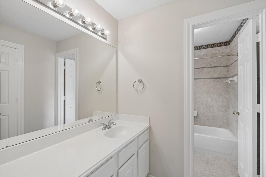 6414 Pinewood Trace Lane - Photo 16