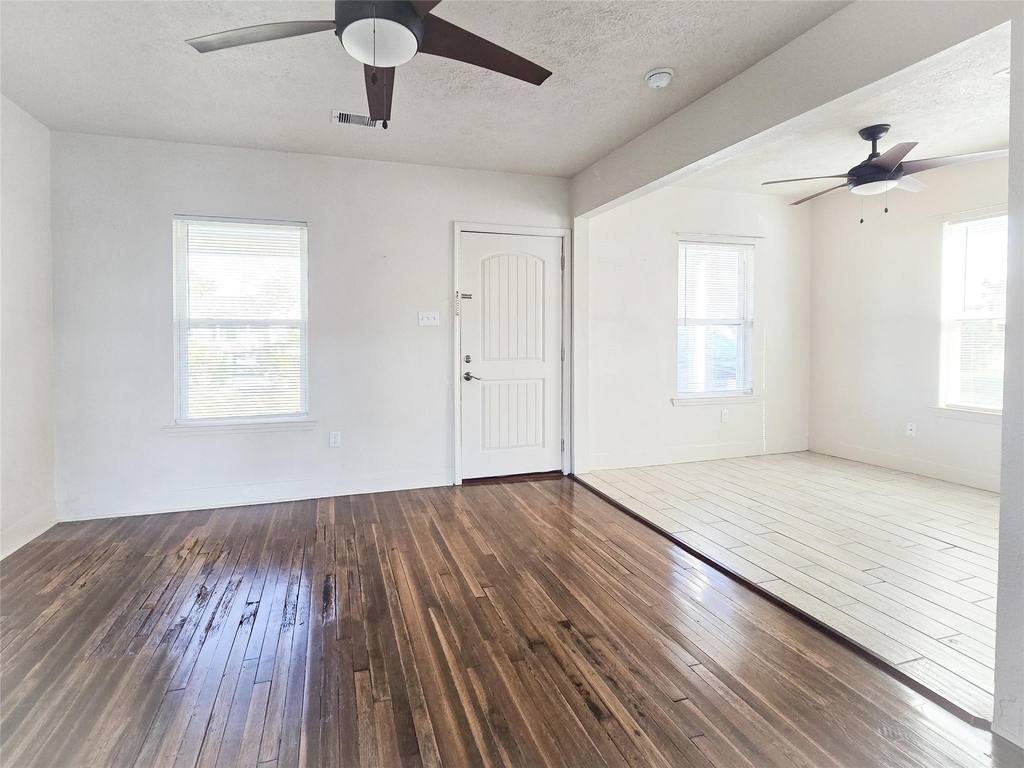 5309 Avenue O Street - Photo 2