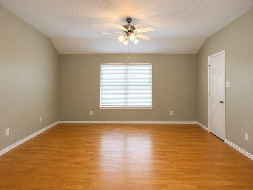 2119 Hawthorne Brook - Photo 12
