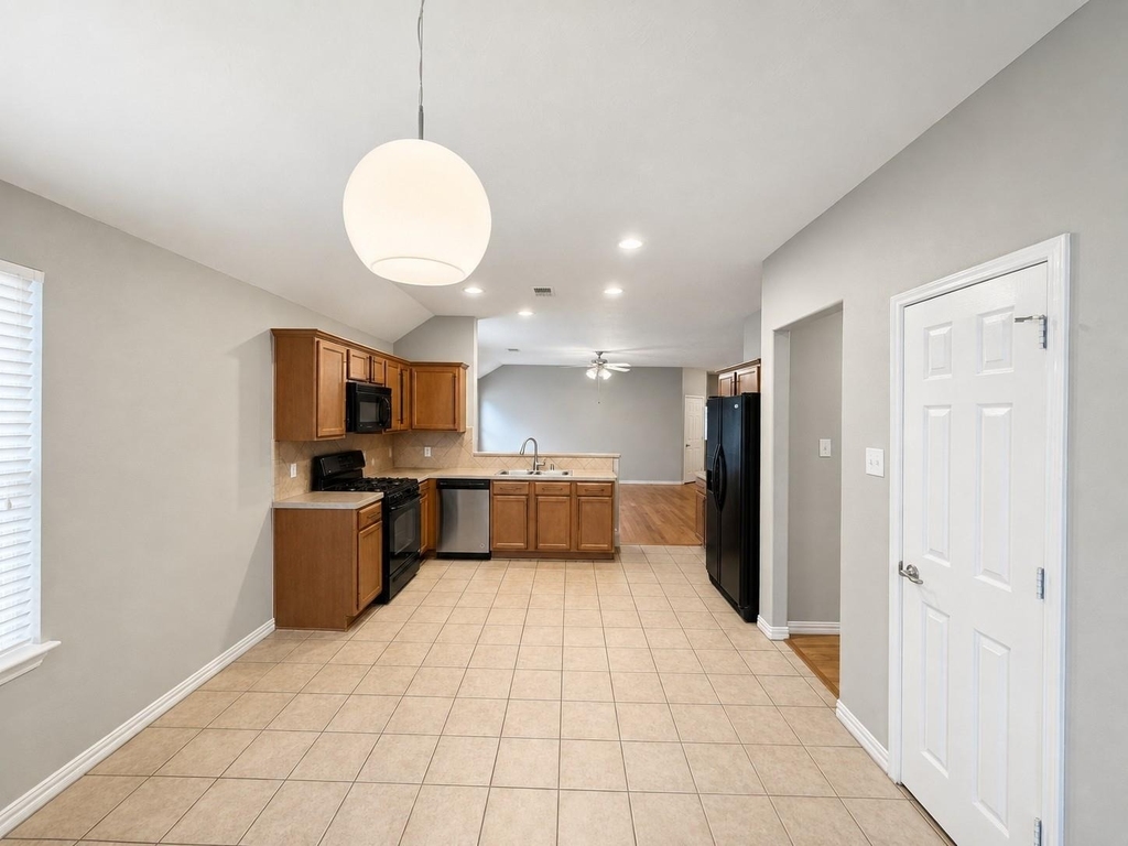 2119 Hawthorne Brook - Photo 3