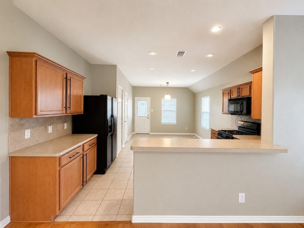 2119 Hawthorne Brook - Photo 2