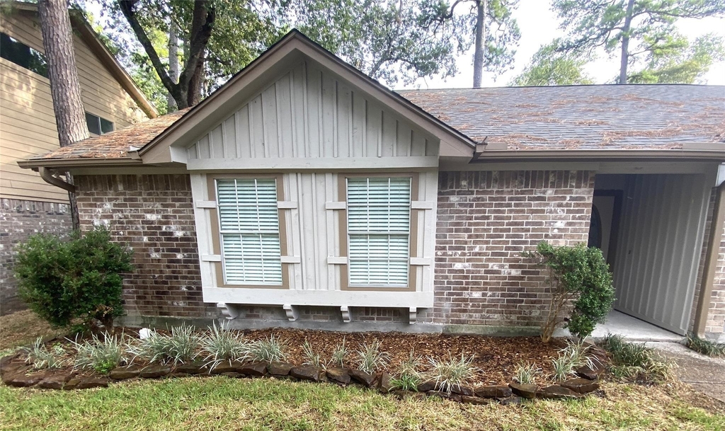 33 N Rain Forest Court - Photo 1
