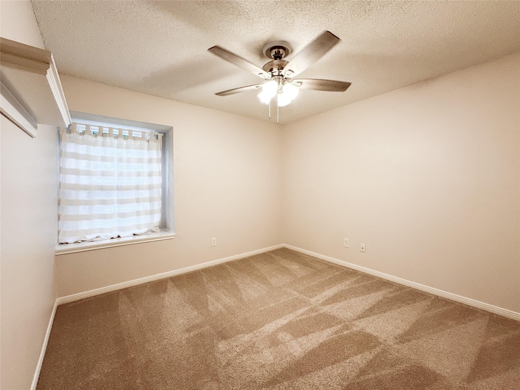 33 N Rain Forest Court - Photo 15