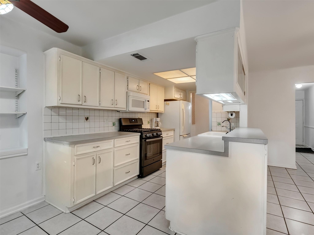 15443 W Willowwind - Photo 6