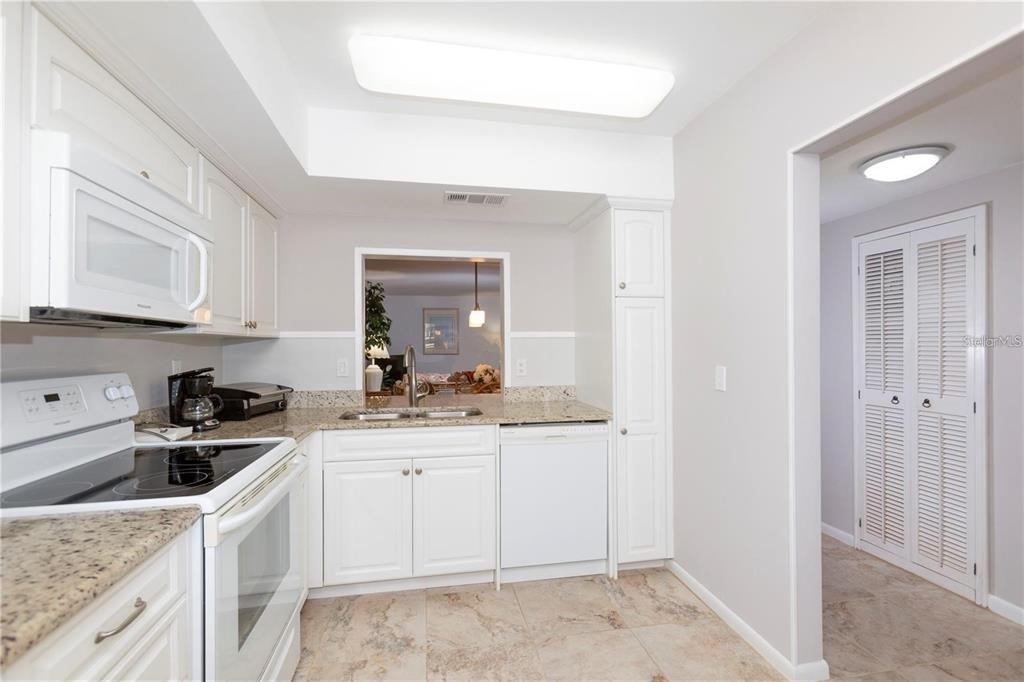 4632 Marine Parkway - Photo 2