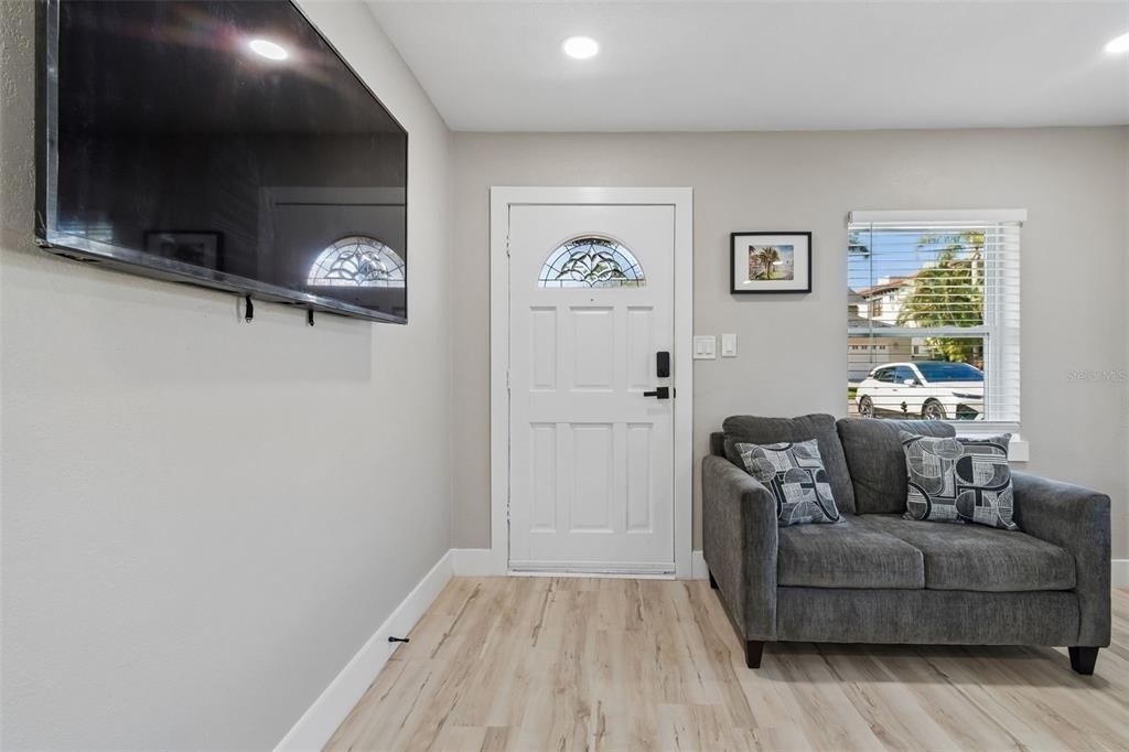 5 W Spanish Main Street - Photo 2
