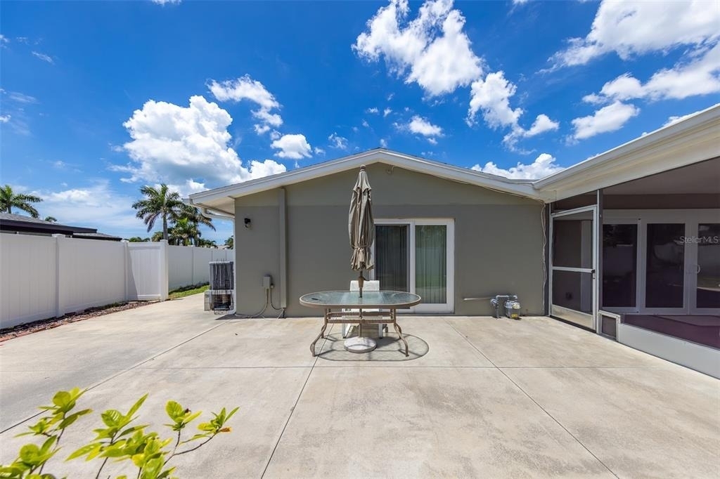 11602 Grove Street - Photo 41