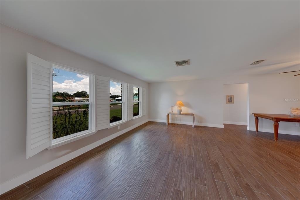 11602 Grove Street - Photo 5