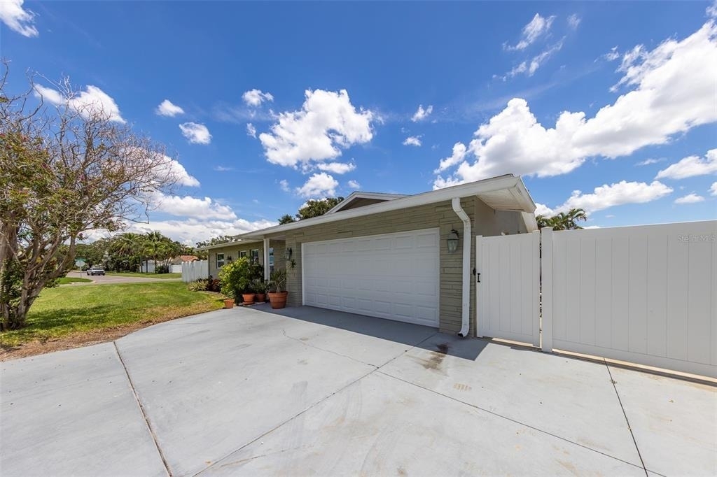 11602 Grove Street - Photo 57