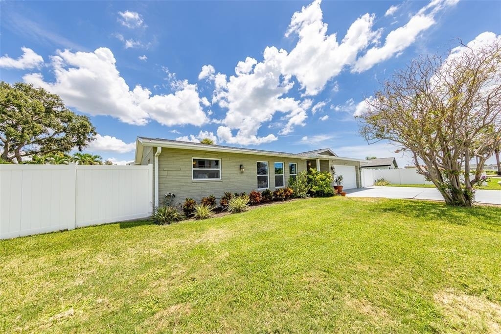 11602 Grove Street - Photo 58